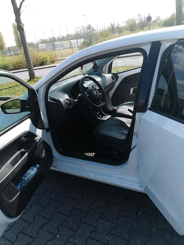 Gebraucht VW up! 60 PS (44 kW) 2018 Weiß Kleinwagen