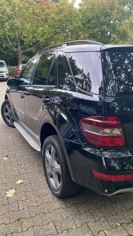 Gebraucht Mercedes ML320 224 PS (164 kW) 2008 SUV
