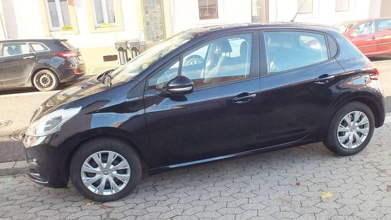 Other Gebraucht 2019 Peugeot 208 Style Kleinwagen | 7.500 € (Fairer Preis) - Bild 1/4