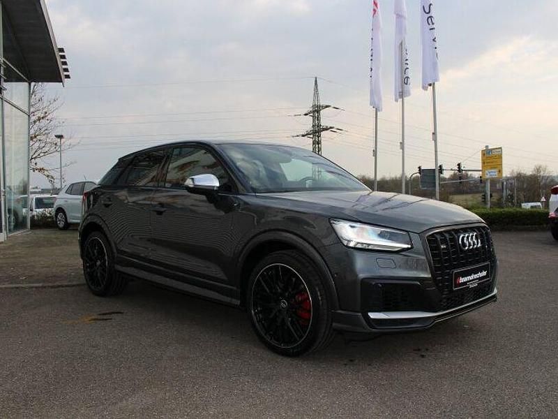 Gebraucht Audi SQ2 Ambiente 300 PS (220 kW) 2019 Grau SUV