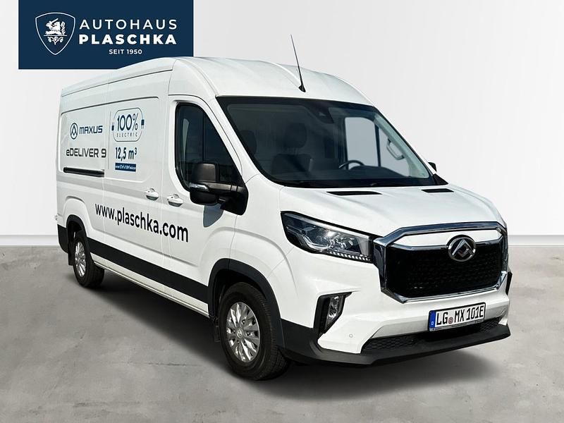 Weiß Gebraucht 2023 Maxus eDeliver 9 Van | 25.950 € - Bild 1/4