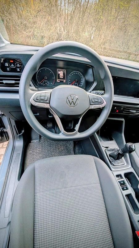 Gebraucht VW Caddy 102 PS (75 kW) 2022 Grau Van / Kleinbus