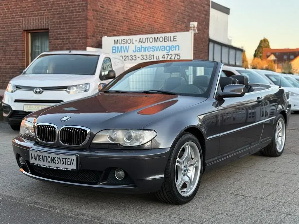 Gebraucht BMW 325 Cabriolet Exclusive 192 PS (141 kW) 2005 Grau Cabrio
