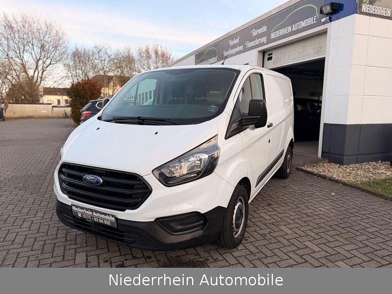 Gebraucht Ford Transit Custom 105 PS (77 kW) 2019 Weiß Van / Kleinbus