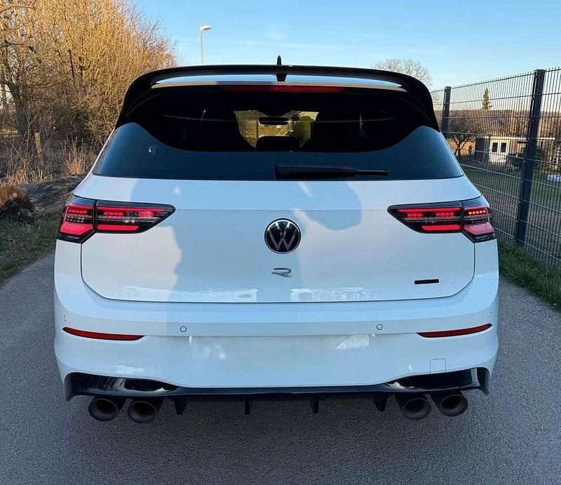 Gebraucht VW Golf R 320 PS (235 kW) 2023 Pure white Coupé
