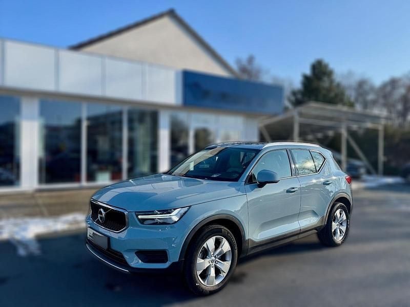 Blau Gebraucht 2018 Volvo XC40 Momentum SUV | 23.340 € (Fairer Preis) - Bild 1/4