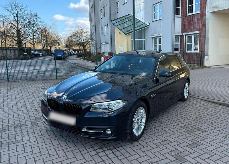 Gebraucht BMW 530 258 PS (189 kW) 2015 Kombi