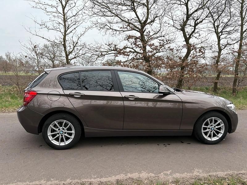 Gebraucht BMW 116 136 PS (100 kW) 2014 Braun Kleinwagen