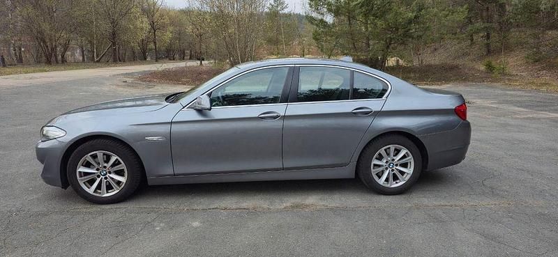 Gebraucht BMW 523 204 PS (150 kW) 2010 Grau Limousine