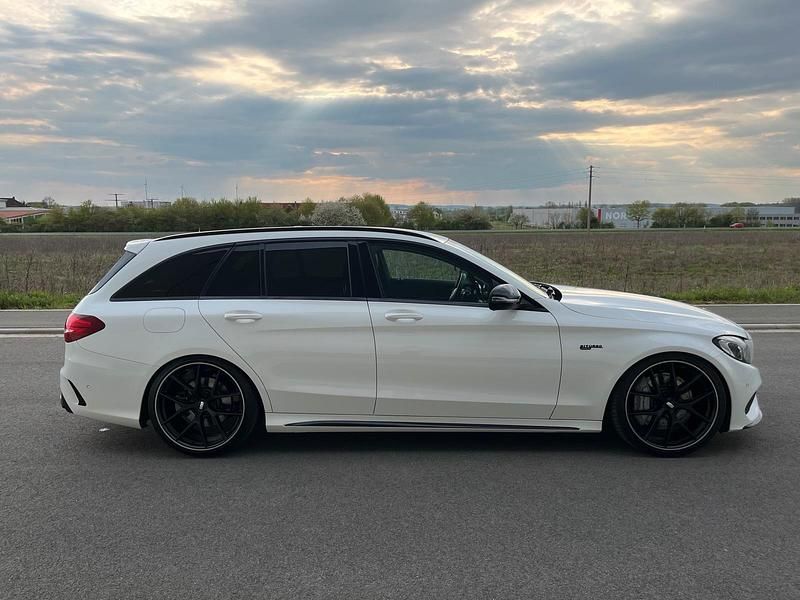 Gebraucht Mercedes C43 AMG AMG 367 PS (269 kW) 2017 Weiß Kombi