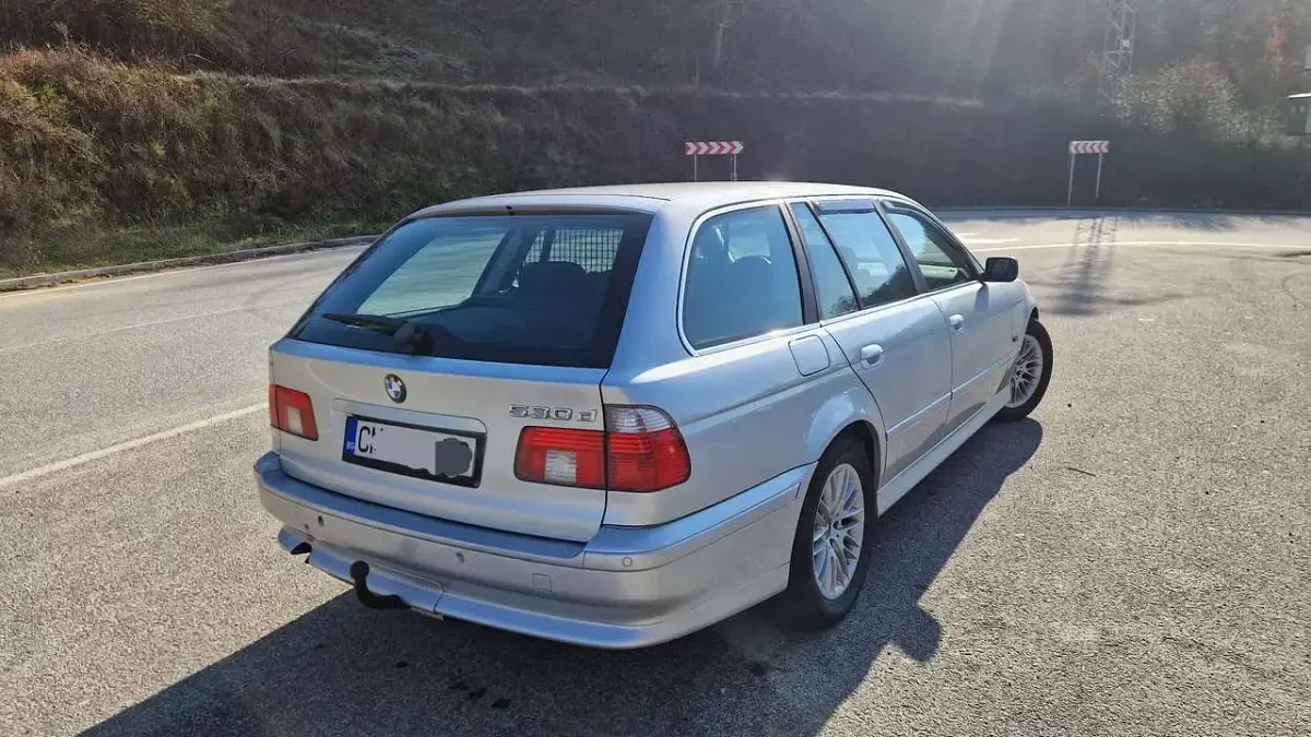 Gebraucht BMW 530 193 PS (141 kW) 2003 Kombi