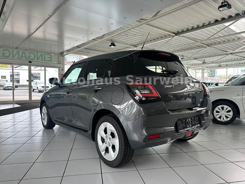 Neu Suzuki Swift Comfort 83 PS (61 kW) 2025 Grau Limousine
