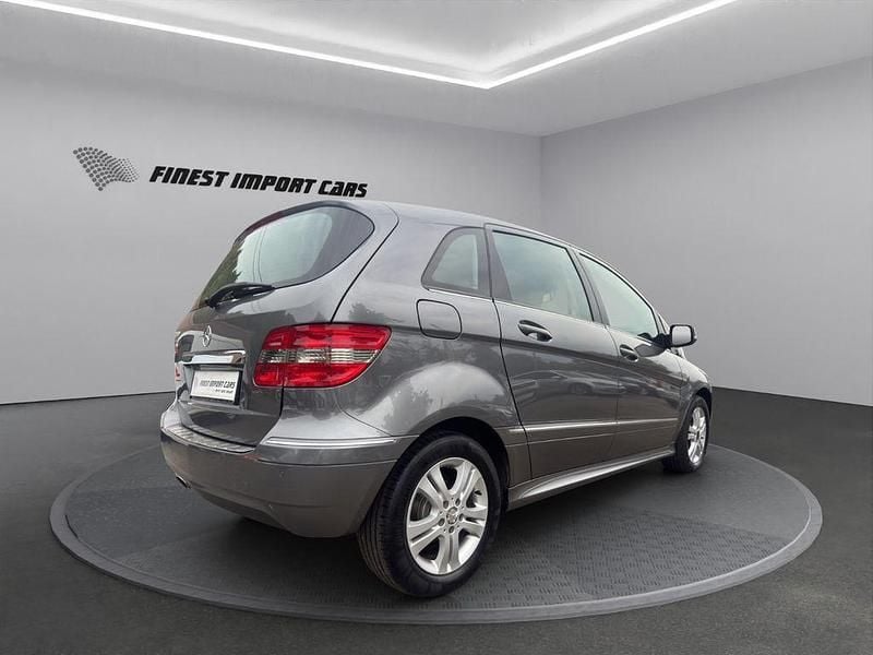 Gebraucht Mercedes B200 136 PS (100 kW) 2008 Grau Van / Kleinbus