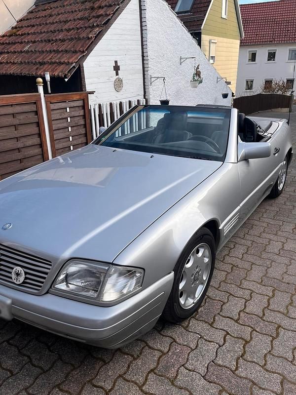 Gebraucht Mercedes SL300 235 PS (172 kW) 1991 Silber Cabrio