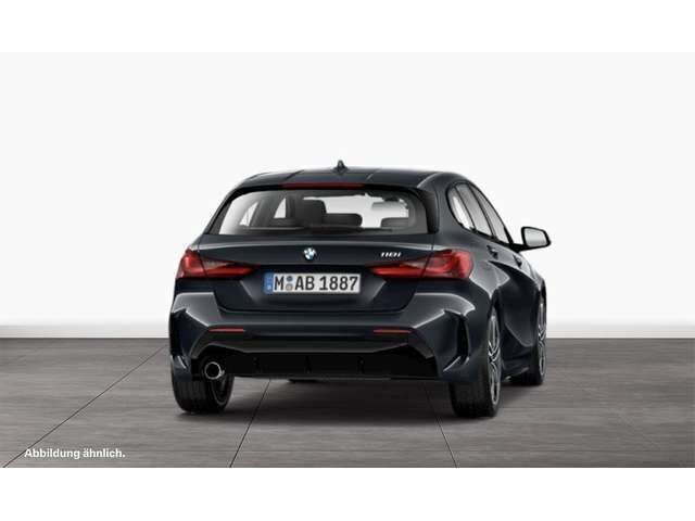 Grau Gebraucht 2020 BMW 118 M Sport Kleinwagen | 27.430 € - Bild 1/1