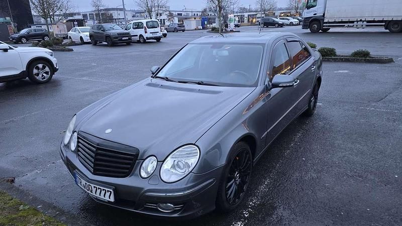 Gebraucht Mercedes E280 Avantgarde 190 PS (139 kW) 2008 Kombi