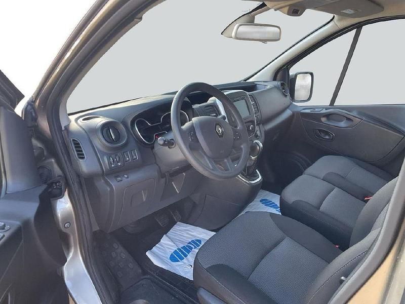 Gebraucht Renault Trafic 145 PS (106 kW) 2019 Stone Van / Kleinbus