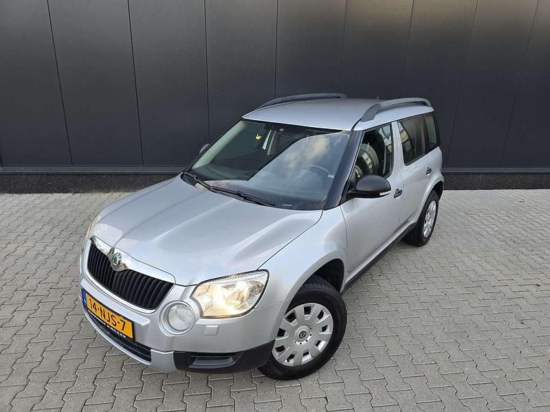 Gebraucht Skoda Yeti Active 105 PS (77 kW) 2010 Grau SUV