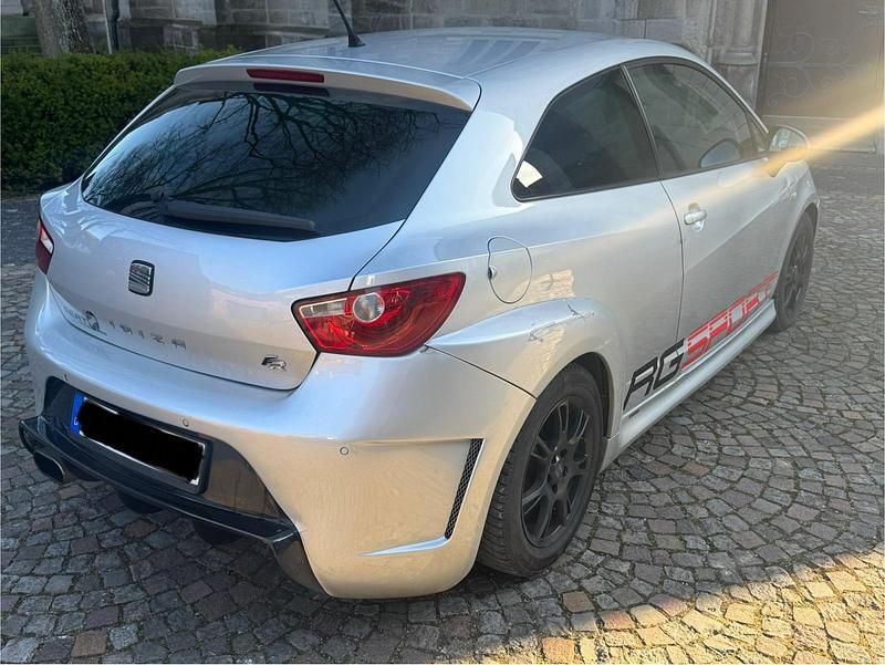 Gebraucht Seat Ibiza FR 150 PS (110 kW) 2012 Grau Coupé