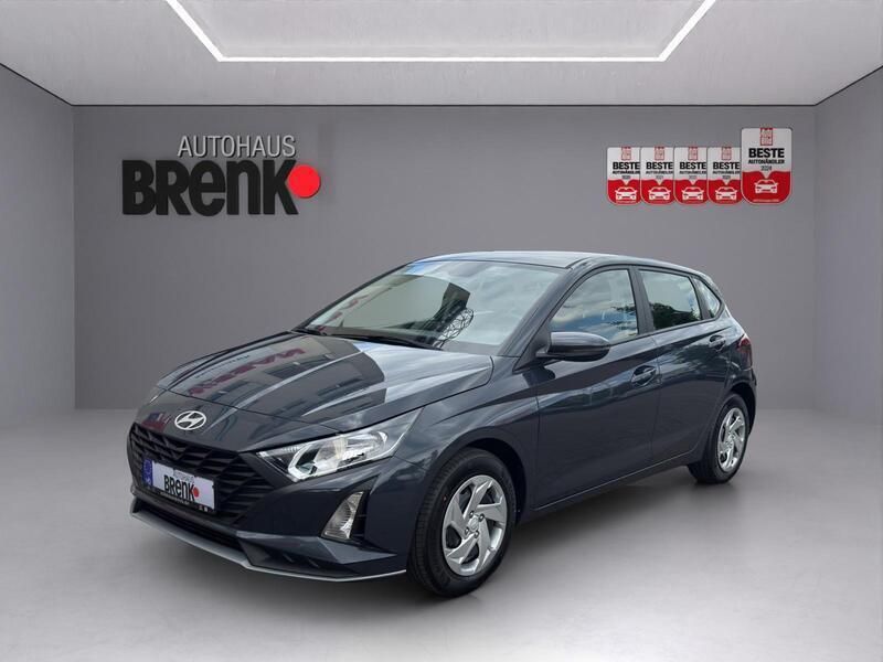 Schwarz Neu 2025 Hyundai i20 Comfort Limousine | 16.950 € (Guter Preis) - Bild 1/3