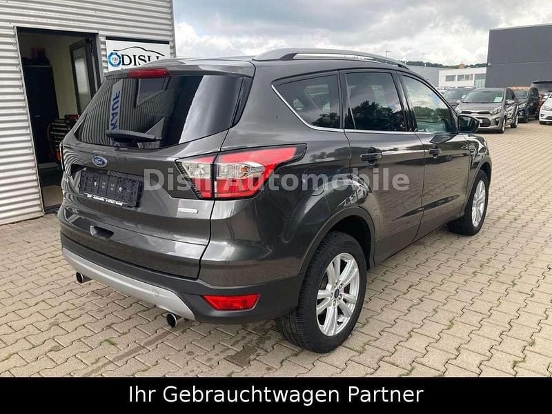 Usata Ford Kuga Trend 150 CV (110 kW) 2018 Grigio SUV