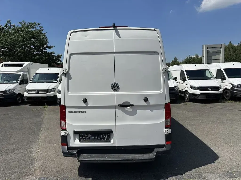 Gebraucht VW Crafter 140 PS (102 kW) 2023 Weiß Van