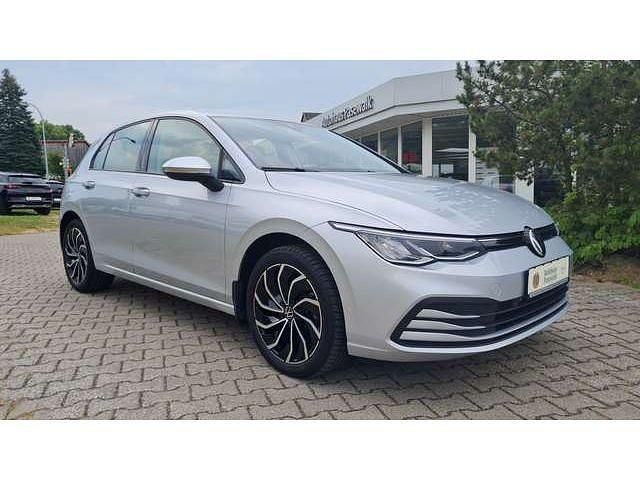 Reflexsilber metallic Gebraucht 2020 VW Golf VII Pro Limousine | 20.790 € (Fairer Preis) - Bild 1/4