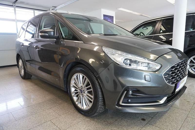 Gebraucht Ford Galaxy Titanium 190 PS (139 kW) 2021 Silber Van / Kleinbus