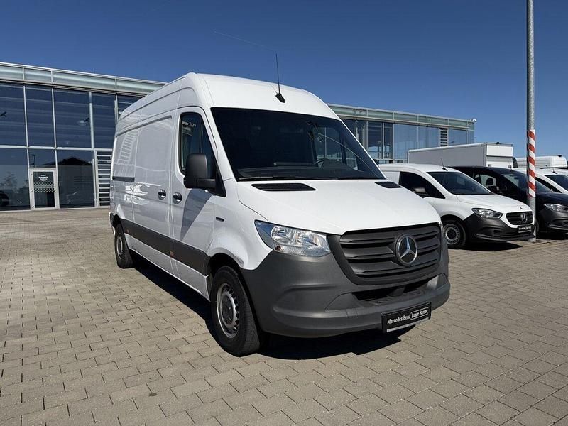 Second-hand Mercedes E-Sprinter 85 kW (116 CP) 2021 Alb Van