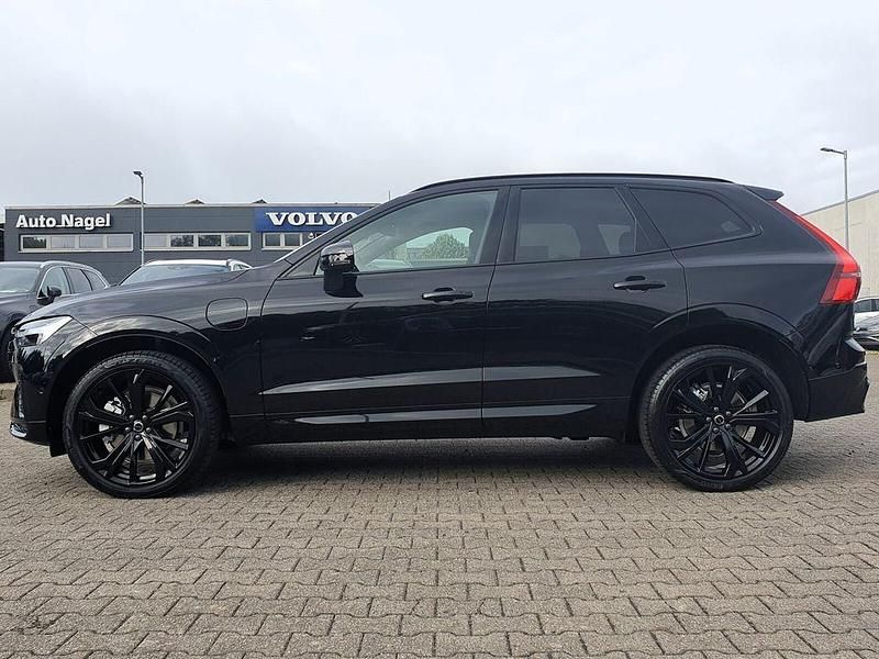 Neu Volvo XC60 Plus 349 PS (256 kW) 2025 Schwarz SUV