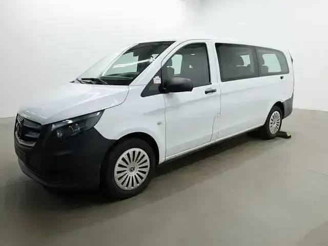 Gebraucht Mercedes Vito 136 PS (100 kW) 2022 Arktikweiss Van