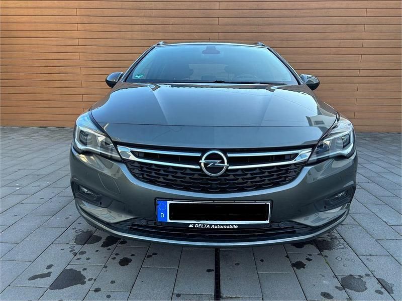 Grau Gebraucht 2019 Opel Astra Kombi | 9.450 € (Guter Preis) - Bild 1/4