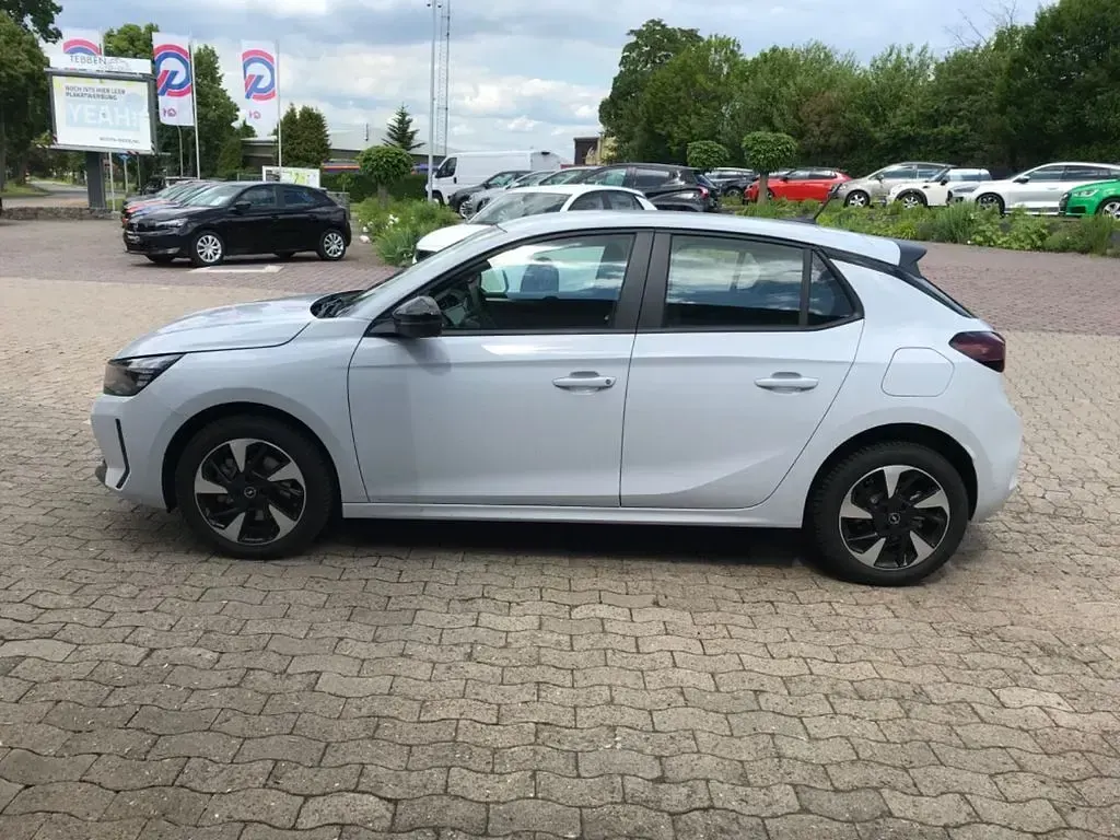 Neu Opel Corsa-e Edition 100 kW (136 PS) 2026 Weiß Kleinwagen