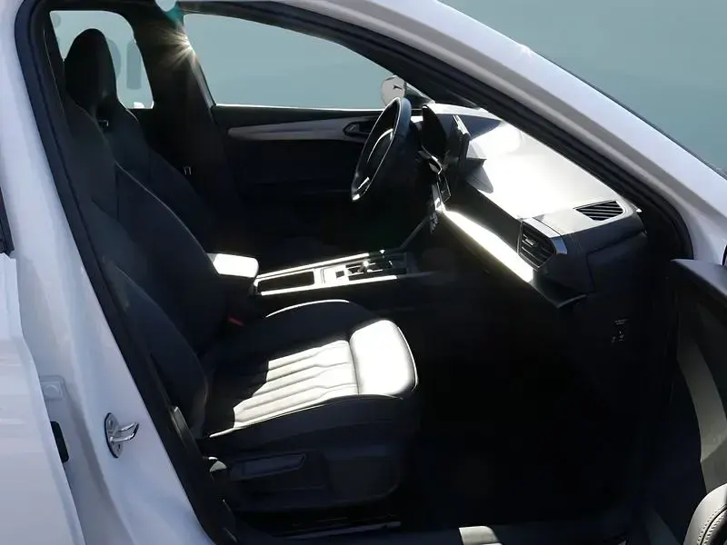 Gebraucht Cupra Leon 310 PS (228 kW) 2023 Weiß Kombi