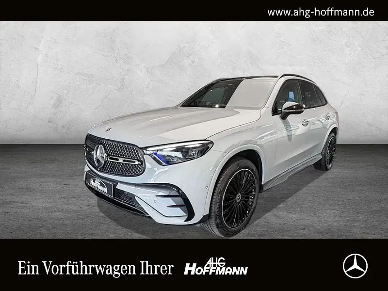 Gebraucht Mercedes GLC300 AMG 197 PS (144 kW) 2025 SUV