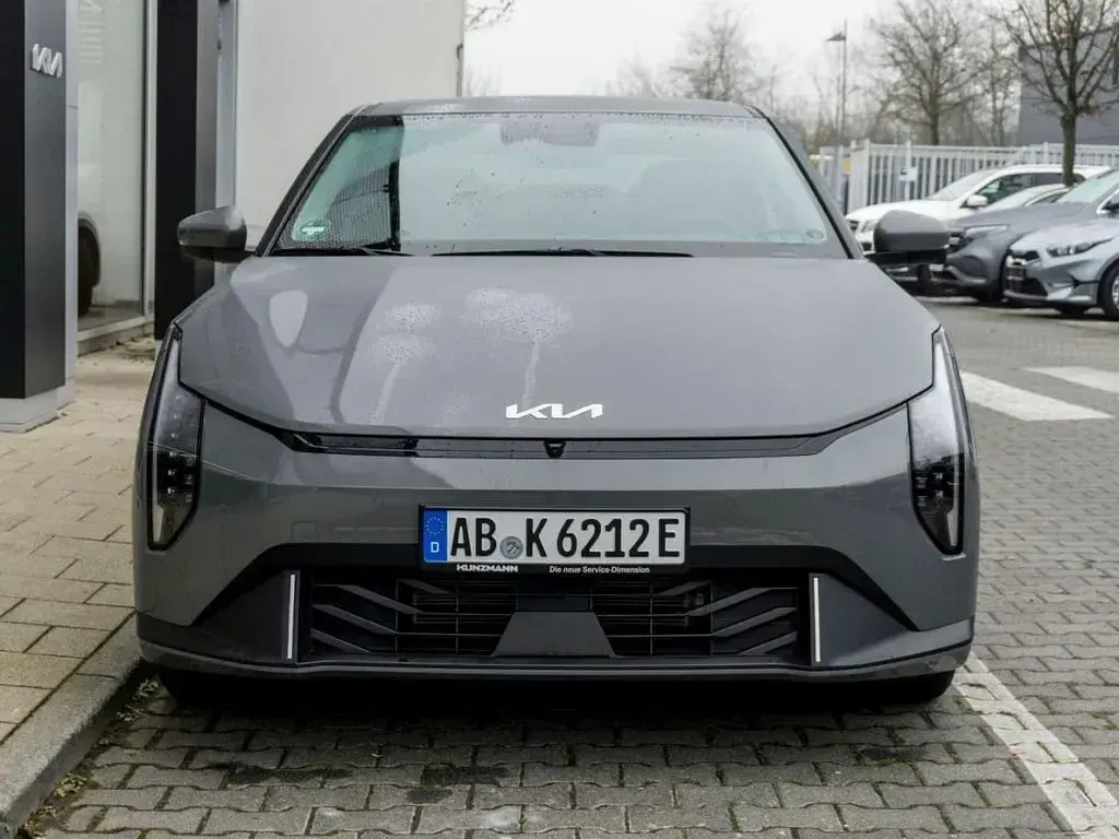 Gebraucht Kia EV4 Earth 150 kW (204 PS) 2025 Wolfgrau metallic Kleinwagen