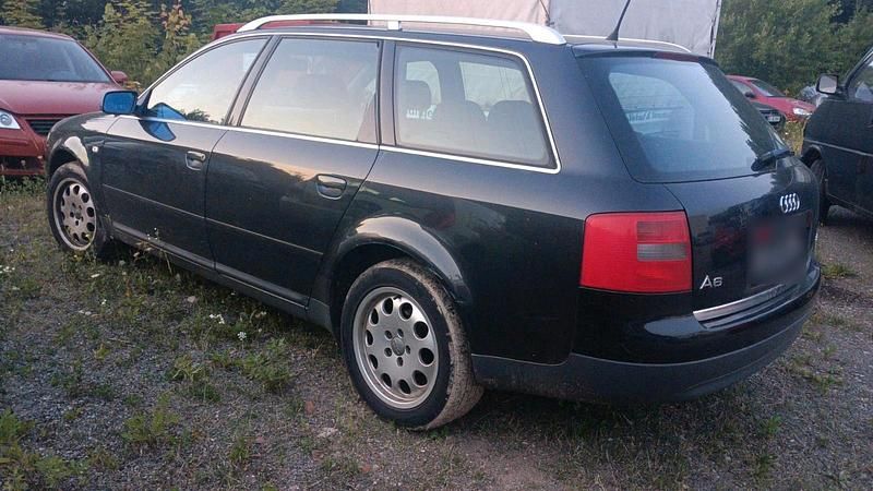 Gebraucht Audi A6 165 PS (121 kW) 2000 Schwarz Kombi