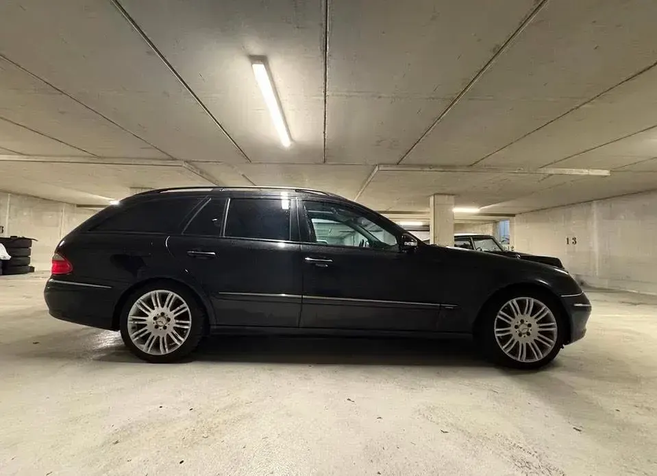 Gebraucht Mercedes E350 Avantgarde 272 PS (200 kW) 2007 Schwarz Kombi