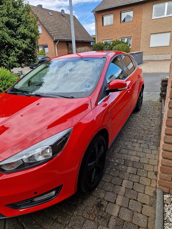 Usata Ford Focus 150 CV (110 kW) 2016 Rosso Berlina