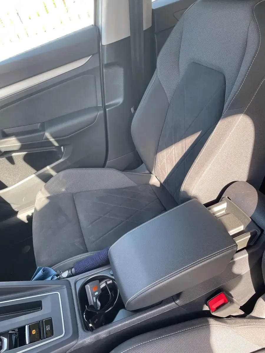 Gebraucht VW Golf VIII 115 PS (84 kW) 2023 Silber Kombi