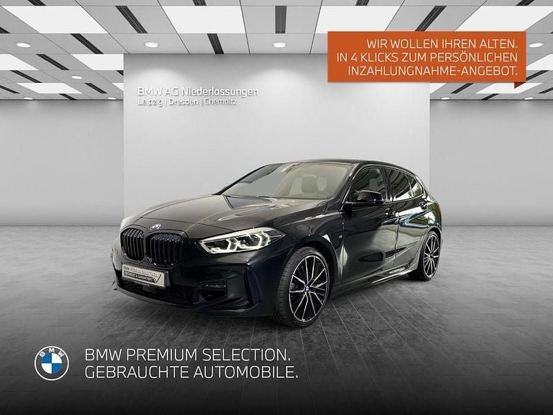 Schwarz Gebraucht 2022 BMW 120 M Sport Kleinwagen | 33.707 € (Teuer) - Bild 1/4