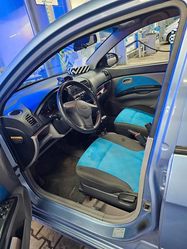 Gebraucht Kia Picanto 61 PS (44 kW) 2007 Blau Kleinwagen