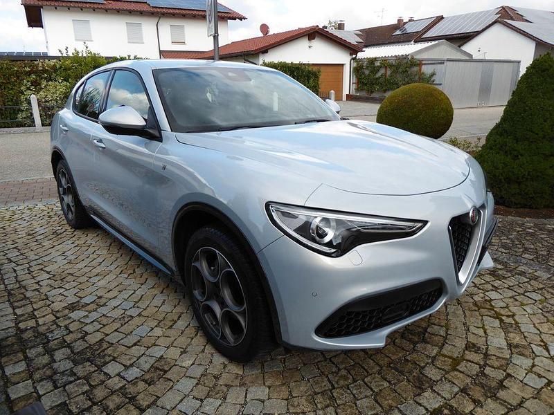 Gebraucht Alfa Romeo Stelvio Ti 280 PS (205 kW) 2023 Silber SUV