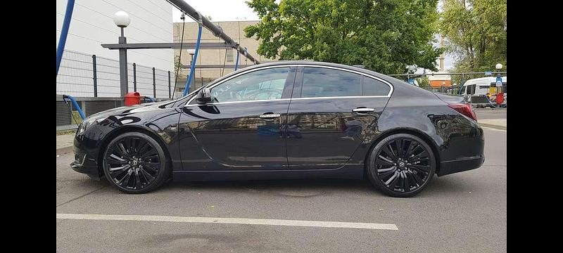 Schwarz Gebraucht 2017 Opel Insignia OPC Limousine | 11.300 € (Fairer Preis) - Bild 1/4