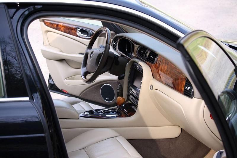 Gebraucht Jaguar XJR 396 PS (291 kW) 2005 Schwarz Limousine