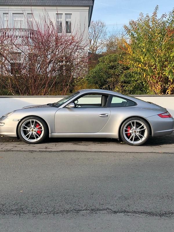 Silber Gebraucht 2005 Porsche 911 Carrera S Coupé | 35.900 € (Superpreis) - Bild 1/4