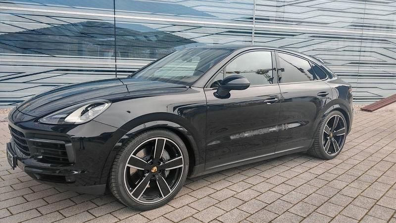 Gebraucht Porsche Cayenne S 441 PS (324 kW) 2021 Schwarz SUV