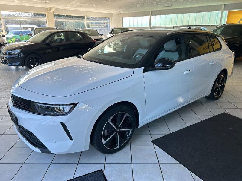 Weiß Gebraucht 2023 Opel Astra Elegance Kombi | 20.950 € (Fairer Preis) - Bild 1/4