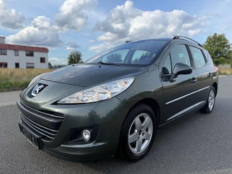 Grau Gebraucht 2009 Peugeot 207 Filou Kombi | 2.350 € (Guter Preis) - Bild 1/4