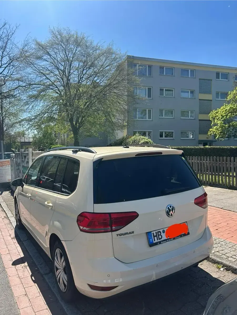 Gebraucht VW Touran 119 PS (87 kW) 2020 Gelb Van / Kleinbus